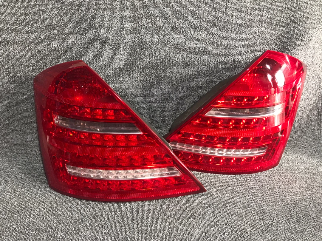 

Подходит для задних фонарей Mercedes-Benz S 2008-2013 Mercedes-Benz W221, стоп-сигнал в сборе, версия ЕС, задние фонари, поворотники Plug and Play