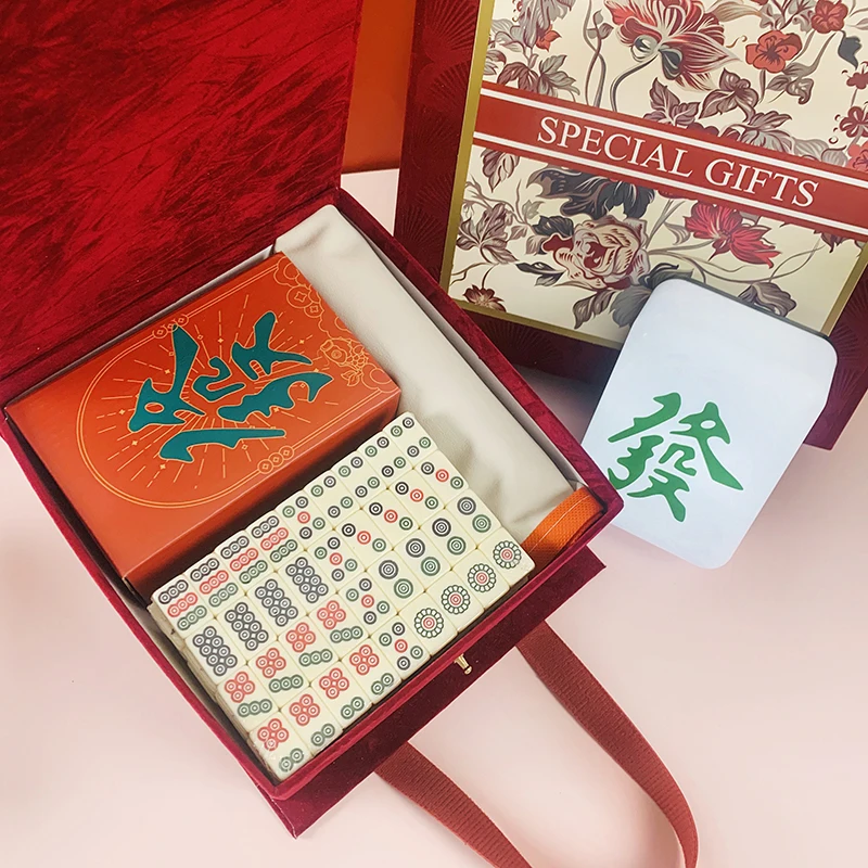 

Hot Mini Portable Mahjong 24mm High Quality 144pcs mahjong set with Fai Light travel Funny Creative gifts Table Board Game MJ67