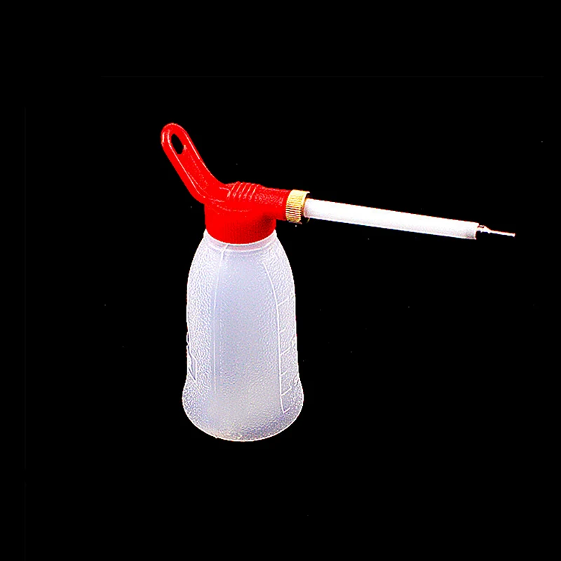 180ML Sewing Machine Oil Bottle Iron Spout with Cap Plastic Long Nozzle Storage Pot Oiler Oil Dispenser Sewing Accessories