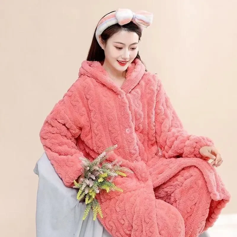 

Over-the-knee Pajamas Ms. Coral Fleece Pajama Set Wide and Comfortable Hooded Flannel Thick Mom Night Gown Autumn and Winter