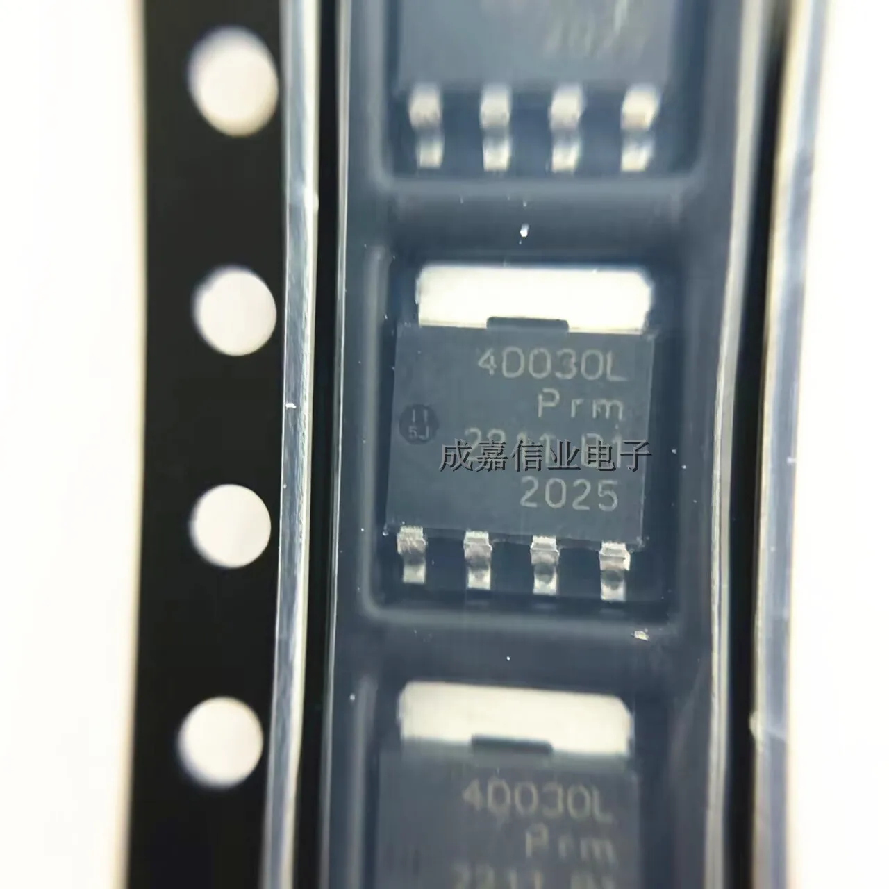 10pcs/Lot PSMN4R0-30YLDX SOT-669-5 4D030L MOSFET 30 V 95 A Operating Temperature:- 55 C-+ 175 C