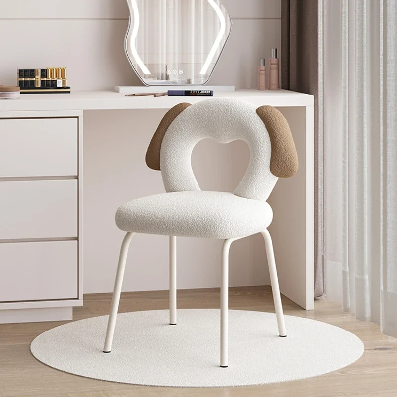 Nordic-Style Designer Chair Bedroom Dresser Seating Skin-Friendly Lamb Manicure Chair Creative Styling Living Room Furniture