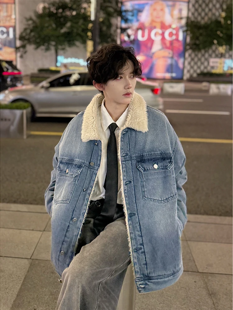 

Men's Denim Cotton Jaet Winter Thiened Lamb Fur Collar Youth American Retro Cotton Coat Warm Long Sve Button up