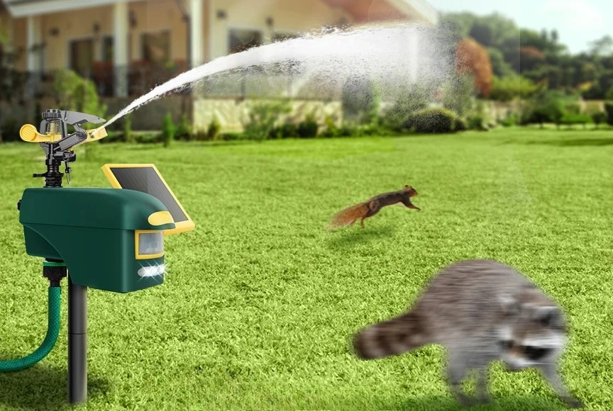 2025年OEMソーラー野生動物撃退器赤外線誘導犬鳥撃退器屋外スプレー式水動物撃退器
