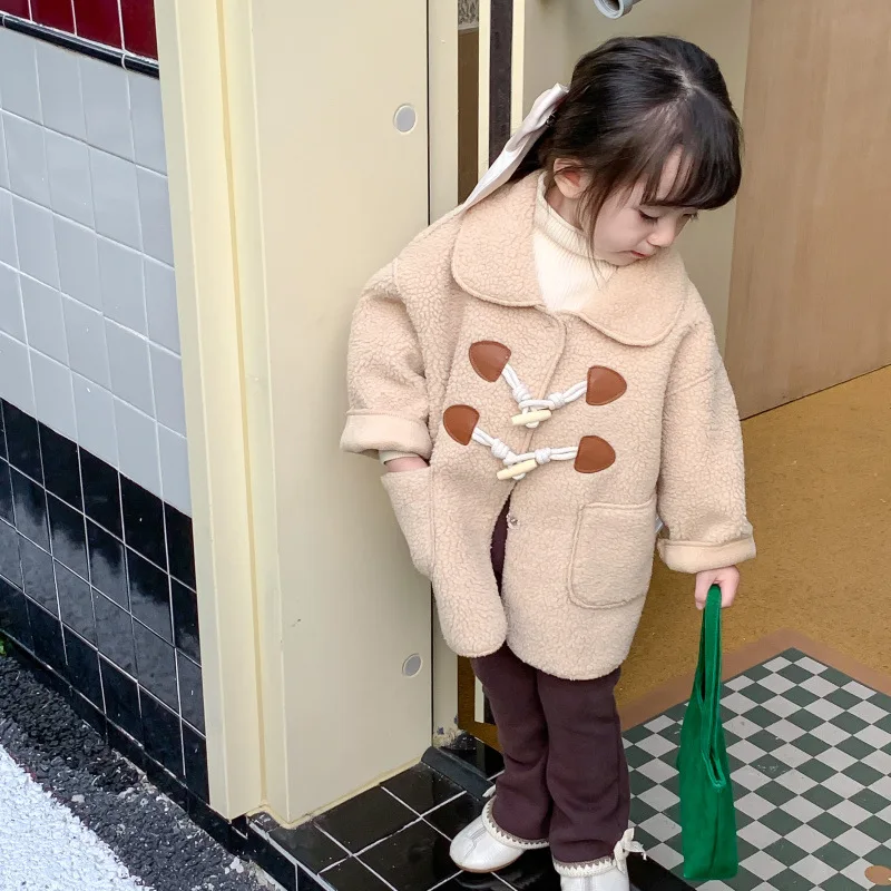 Girls Autumn and Winter Coat 2024 New Foreign Style Girls Mid-length Thick Warm Children Lamb Wool Coat Korean Simple Style