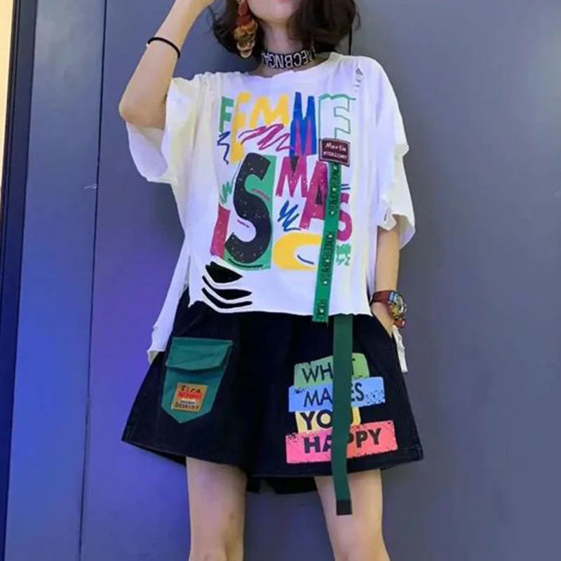 Conjunto de ropa de calle Harajuku para mujer, camiseta de manga corta con agujeros Y2K, pantalones cortos deportivos holgados informales, ropa de