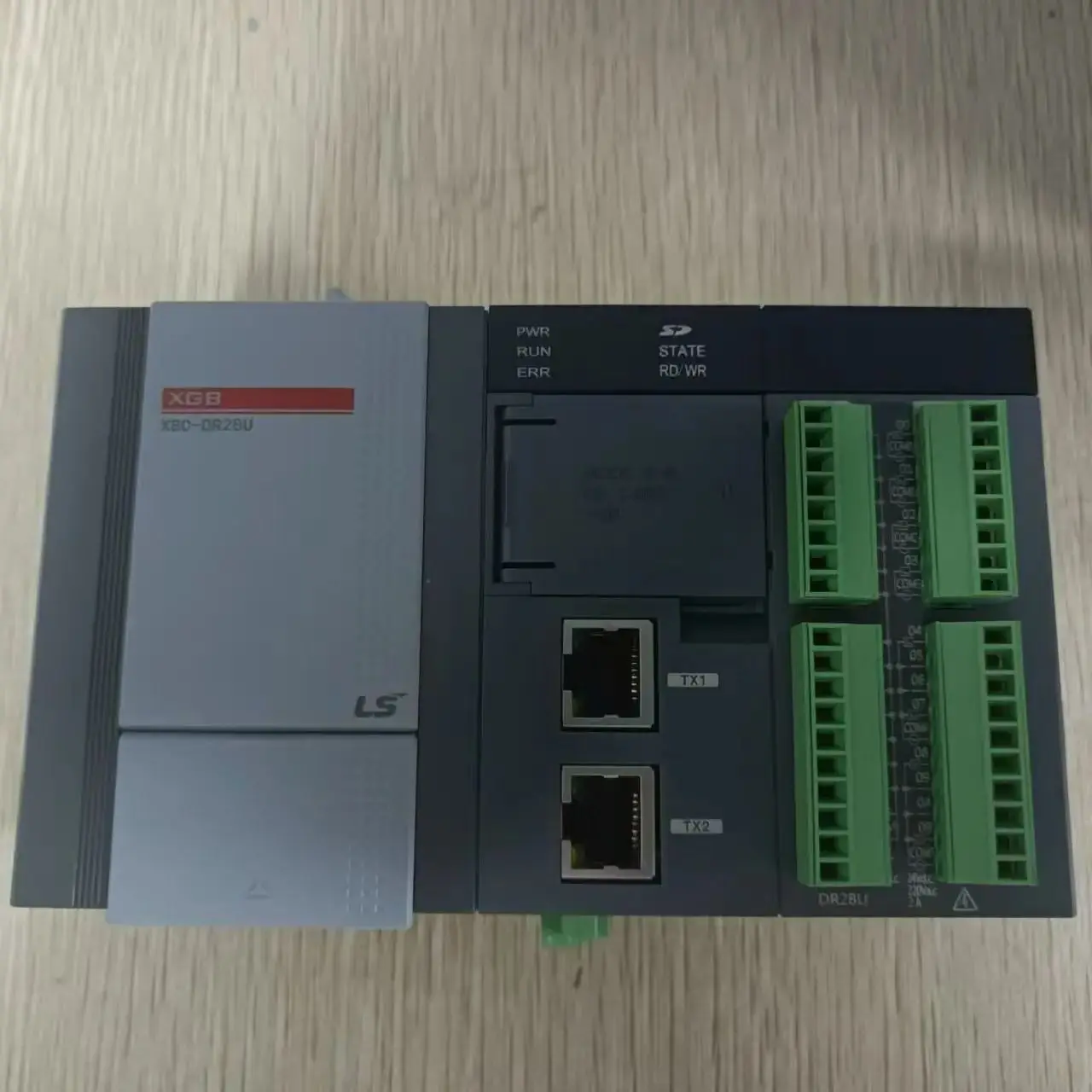 

New Original LS XBC-DN32UA Plc Programmable Logic Control Automation Reliable Controls