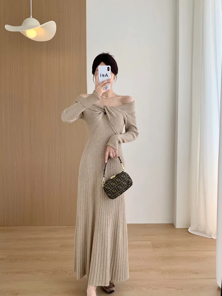 French Style Knitted Dress For Women, Autumn And Winter Socialite, Gentle And Elegant Style, Wearing Two Unique Base Dresses