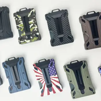 男士極簡皮夾 - 超薄鋁合金金屬錢夾皮夾,附透明證卡槽、RFID屏蔽功能,可容納15張卡片 8 best sales id 案例 - №7