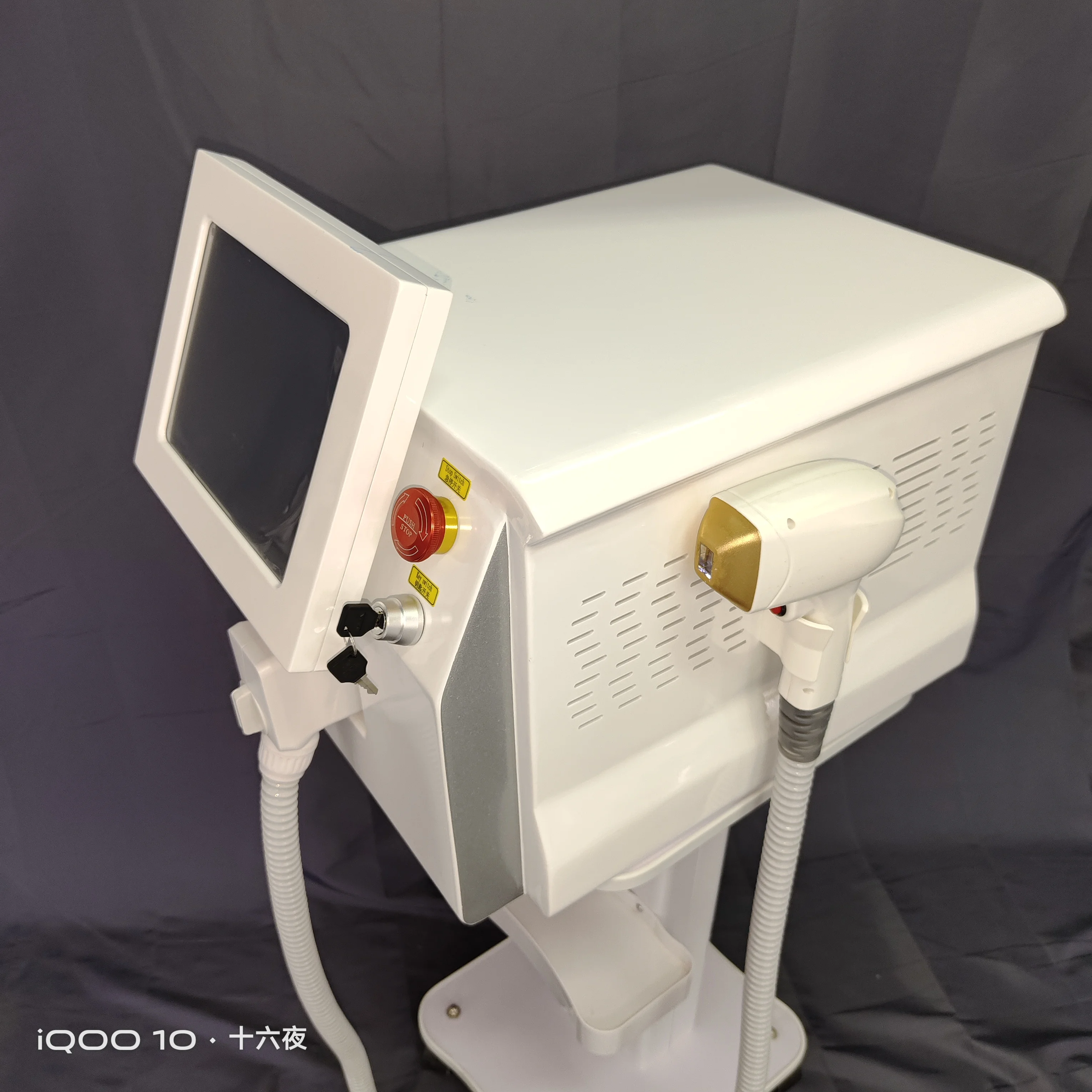 2000W Professional 808nm Diode Laser Hair Removal Machine 3 Wavelength 755 808 1064 For Whole Body Laser Epilator Salon