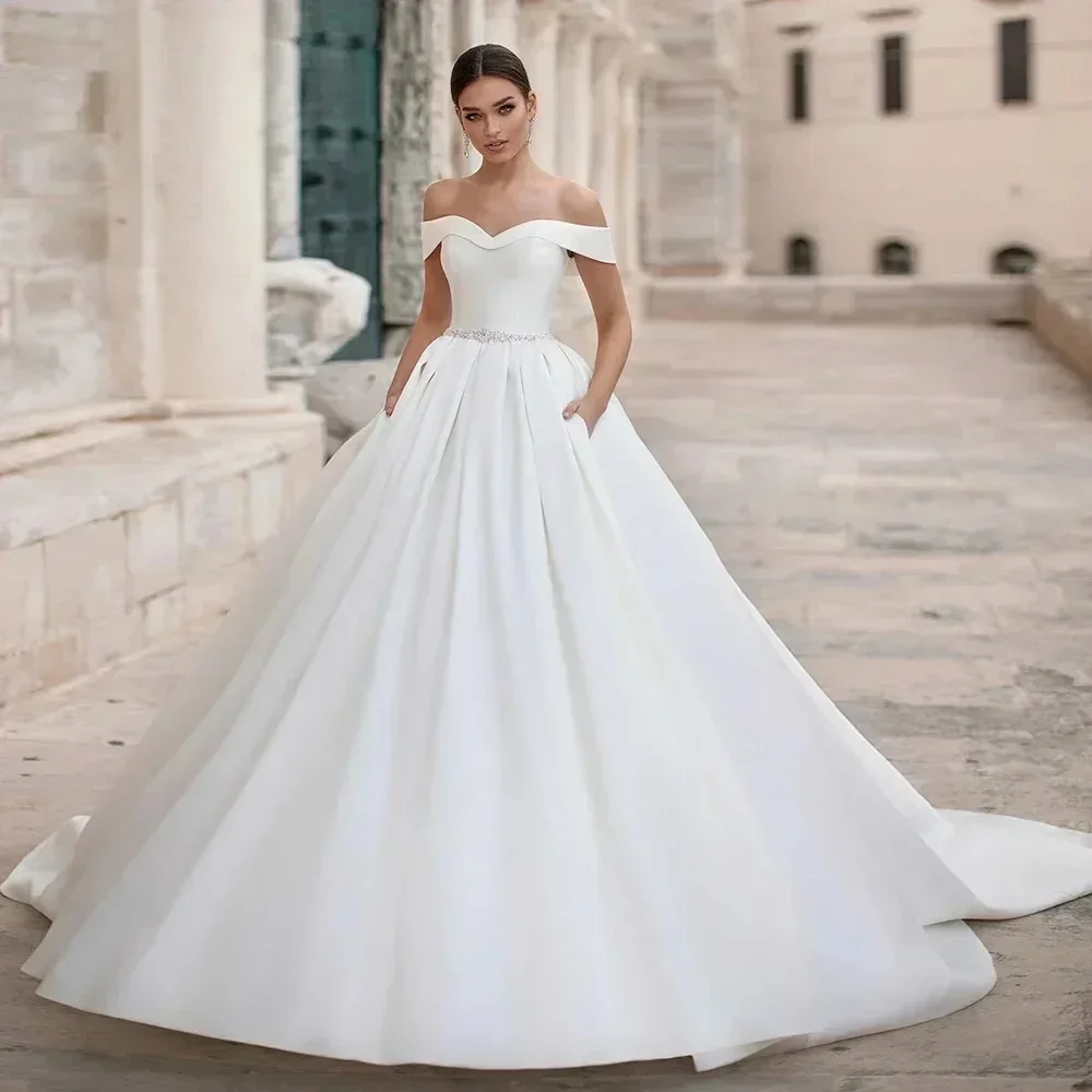 En Zhu personalizado princesa una línea vestidos de novia cuello barco manga corta satén espalda descubierta vestido de novia vestido de matrimonio