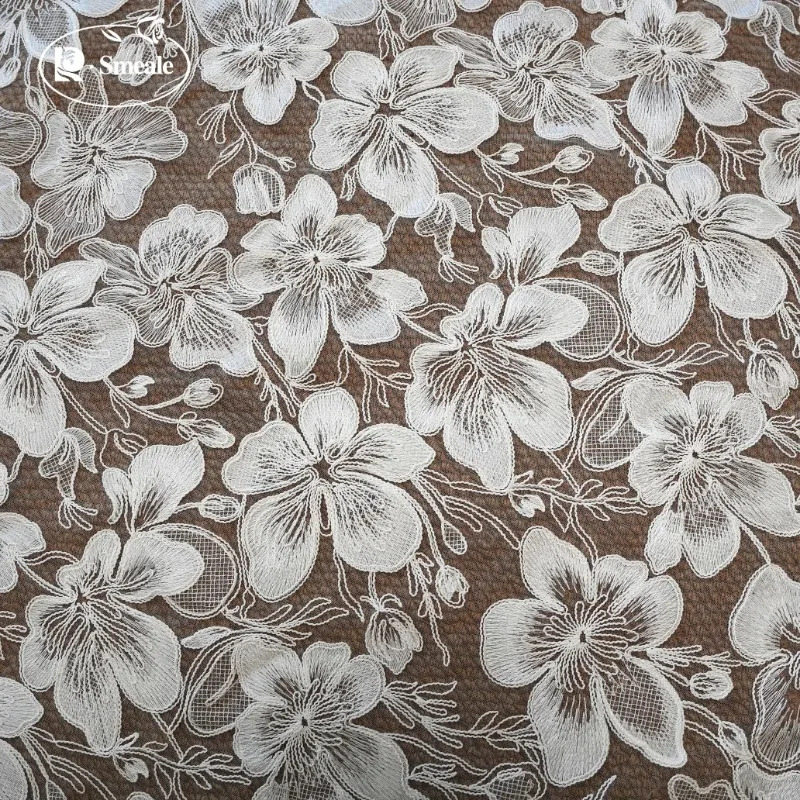 Seil-Stickerei Spitzenstoff Cheongsam Hochzeitskleid Meerjungfrauenkleid Weiße Blumenstickerei Retro Handgemachtes DIY-Zubehör – Detail 4
