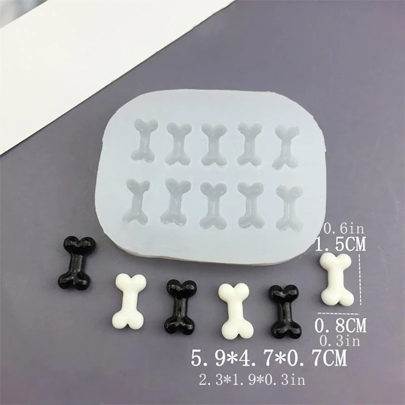

Pack Of 3 Silicone Molds for Baking and Freezing Cats Paws/Bone Chocolate Mould