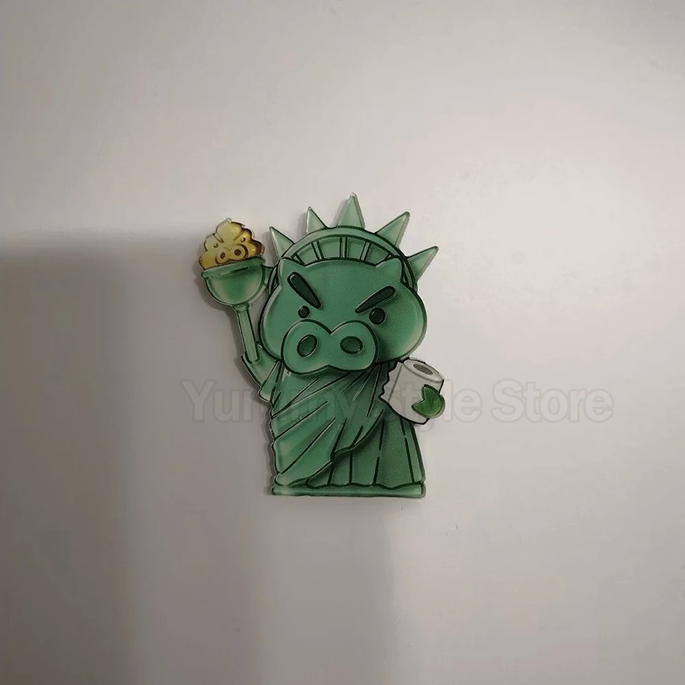 Lustiger Acryl-Kühlschrankmagnet mit Crayon Shin-chan Butadzuraemon und der Freiheitsstatue als Motiv, magnetischer Aufkleber zur Kühlschrankdekoration – Detail 8