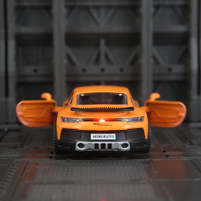 1:32 Simulation 911 Dakar Legierung Supercar Modellauto Ornament, Tür kann geöffnet werden, Kinder Sound und Licht Feedback Spielzeugauto