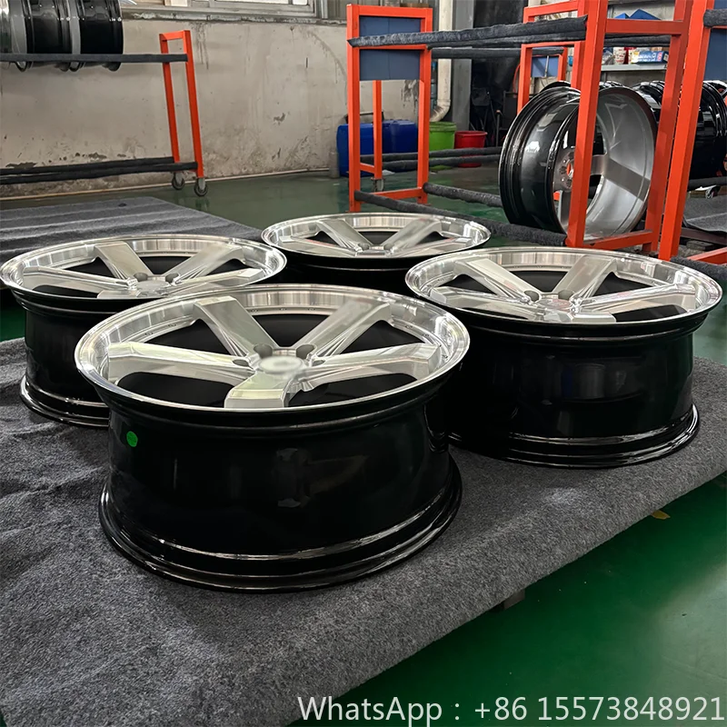 Monoblock Custom Wheels Hypersilver with Decorative Rivets 5*112 5*114.3 20 22 24 Forged Wheels for Camry Corolla