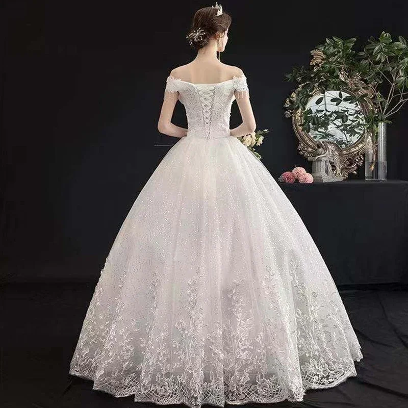 Abiti da sposa personalizzati Perline bianche pure ricamate con spalle scoperte Lunghezza pavimento principessa Abito da sposa donna taglie forti GB282