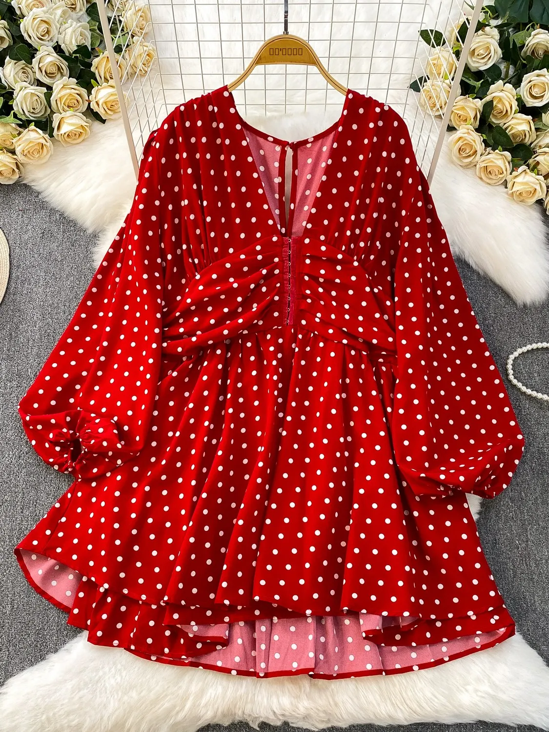 

Sexy Vaion Sle V-Ne Lantern Sve Dr Women's Autumn Polka Dot Pleated Waist Cinched Midi Dr A-Line Skirt