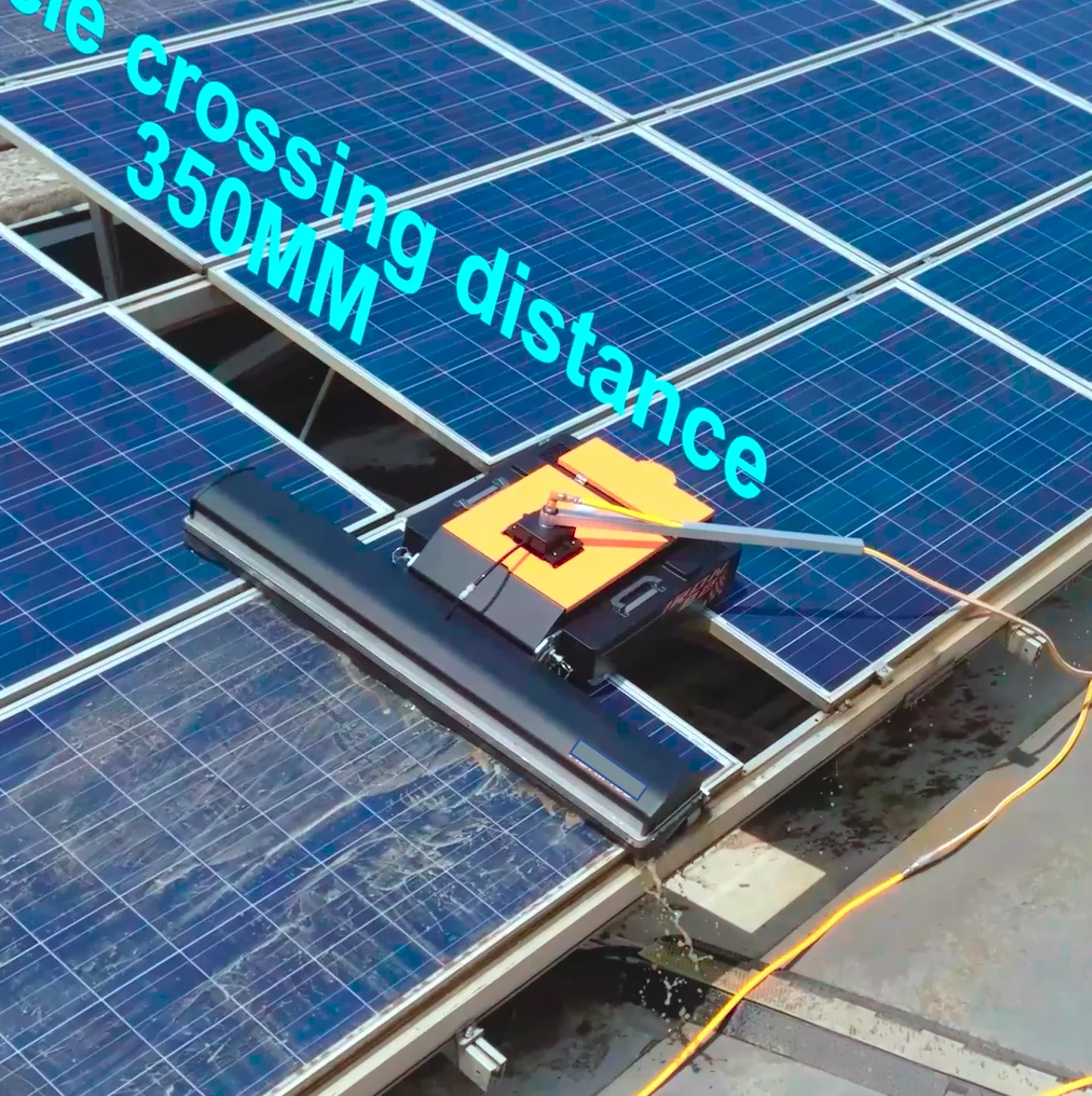 2024 New Design Anti-fall Wholesale Solar Panel Cleaning Products Robot Device Automation