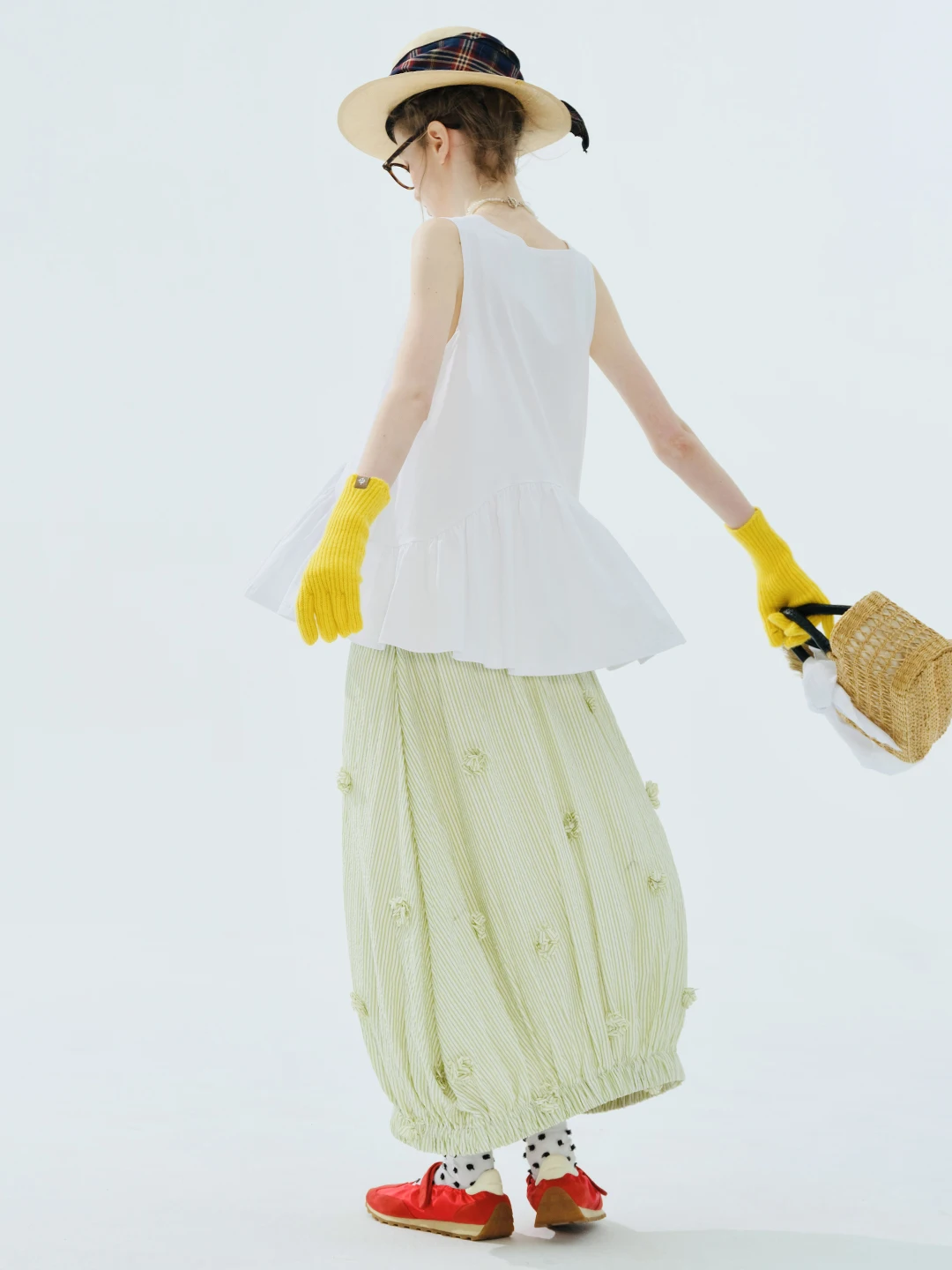 Sleeveless T-shirt imakokoni 2025 summer Korean temperament camisole vest literary female 255069