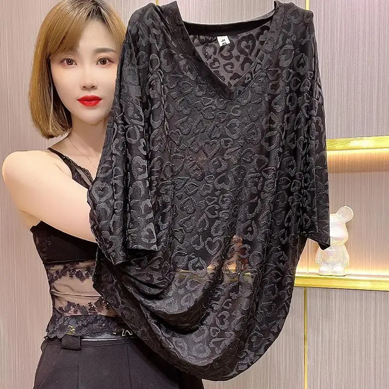 Casual Plus Size Loose T Shirts Summer New Thin Short Sleeve V Neck Solid All-match Tops Tees Fashion Vintage Women Clothing