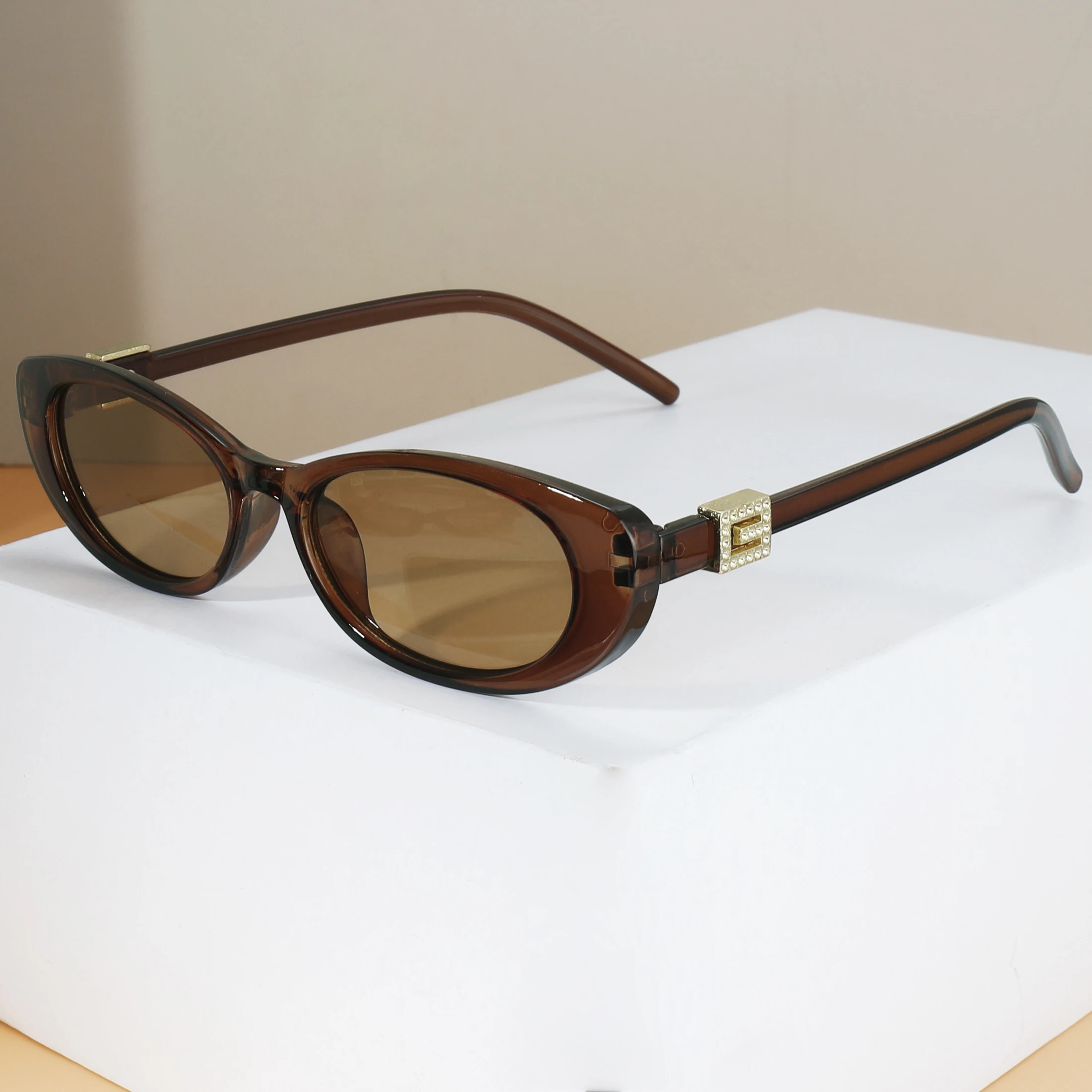 1pcs/4pcs Sexy Cat Eye Sunglasses Women Luxury Brand Small Frame Sun Glasses Female Multi Color Shades Summer Traveling Glasses