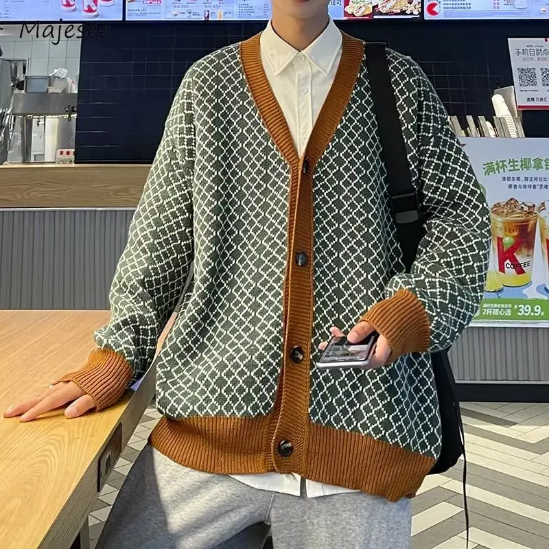 

Men Cardigan Argyle Knitting Sweater High Quality Comfortable Contrast Color Fashion Simple Streetwear New Outwear V-neck Chic