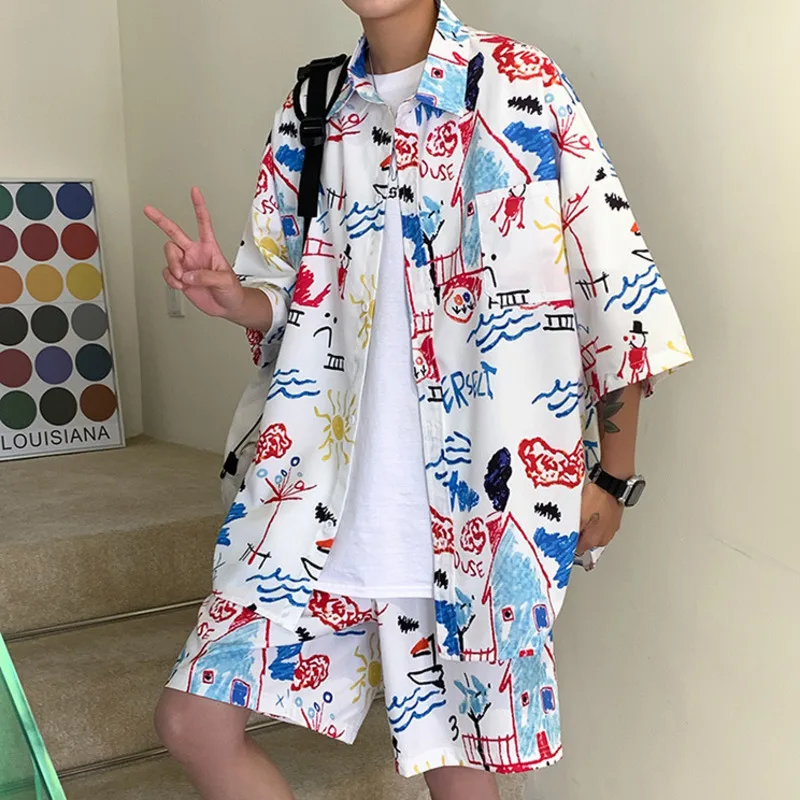 

Short Sleeves Shirts And Shorts Outfit Graffiti Print 2 Pieces Sets Summer Beach Clothing Casual Loose Suit Holiday Tracksuits