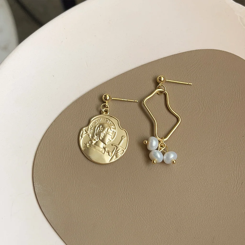 DIY accessories Baroque style freshwater pearl earrings women's niche retro gold coin portrait stud earrings personalized design view 2