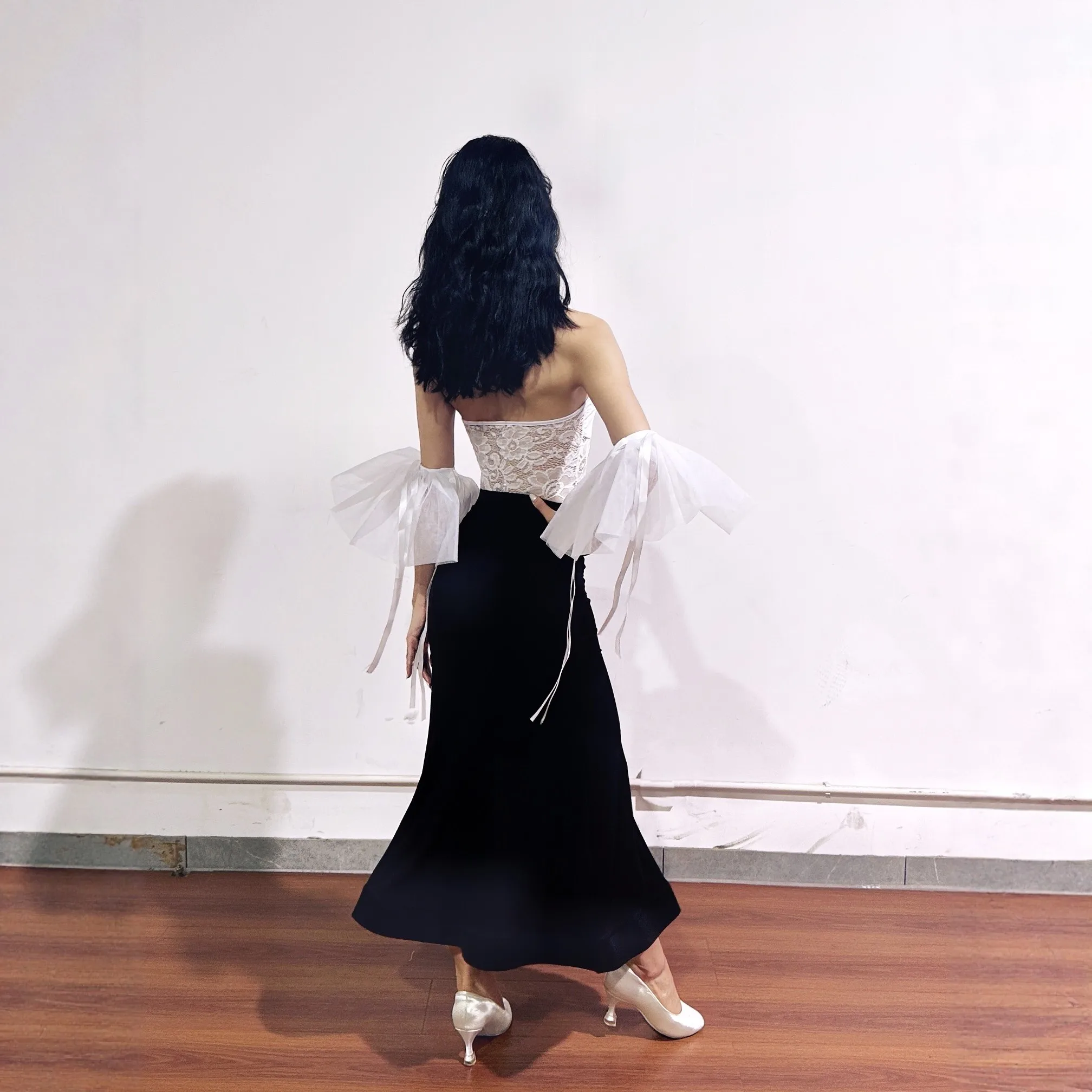 Traje de dança de salão feminino renda branca topos saia preta baile clube valsa dança desempenho roupas vestido competição dnv24404