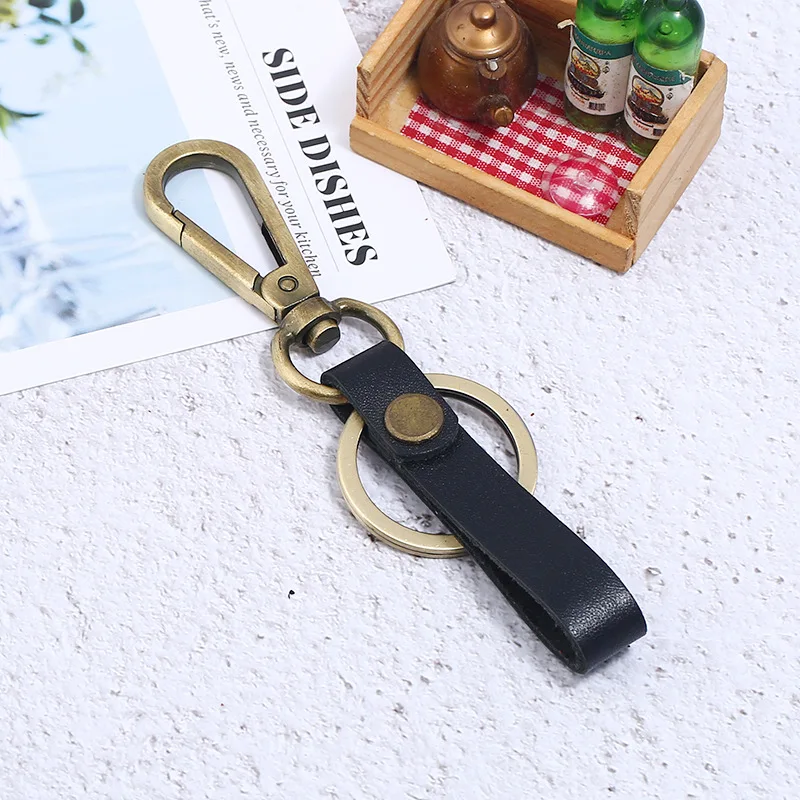 Vintage Cowhide Keychains Men's Car Key Chain Creative and Personalized Small Gift Accessories Wholesale