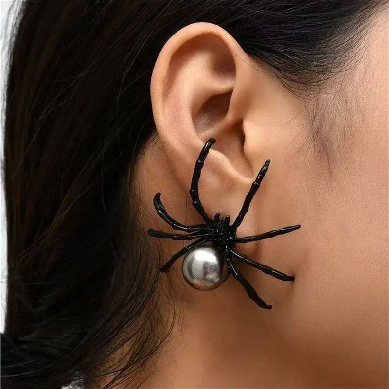 2025 New Fashionable Black Spider Earrings Exaggerated Personalized Black Accessories Halloween Men's and Women's Alloy Earring view 4