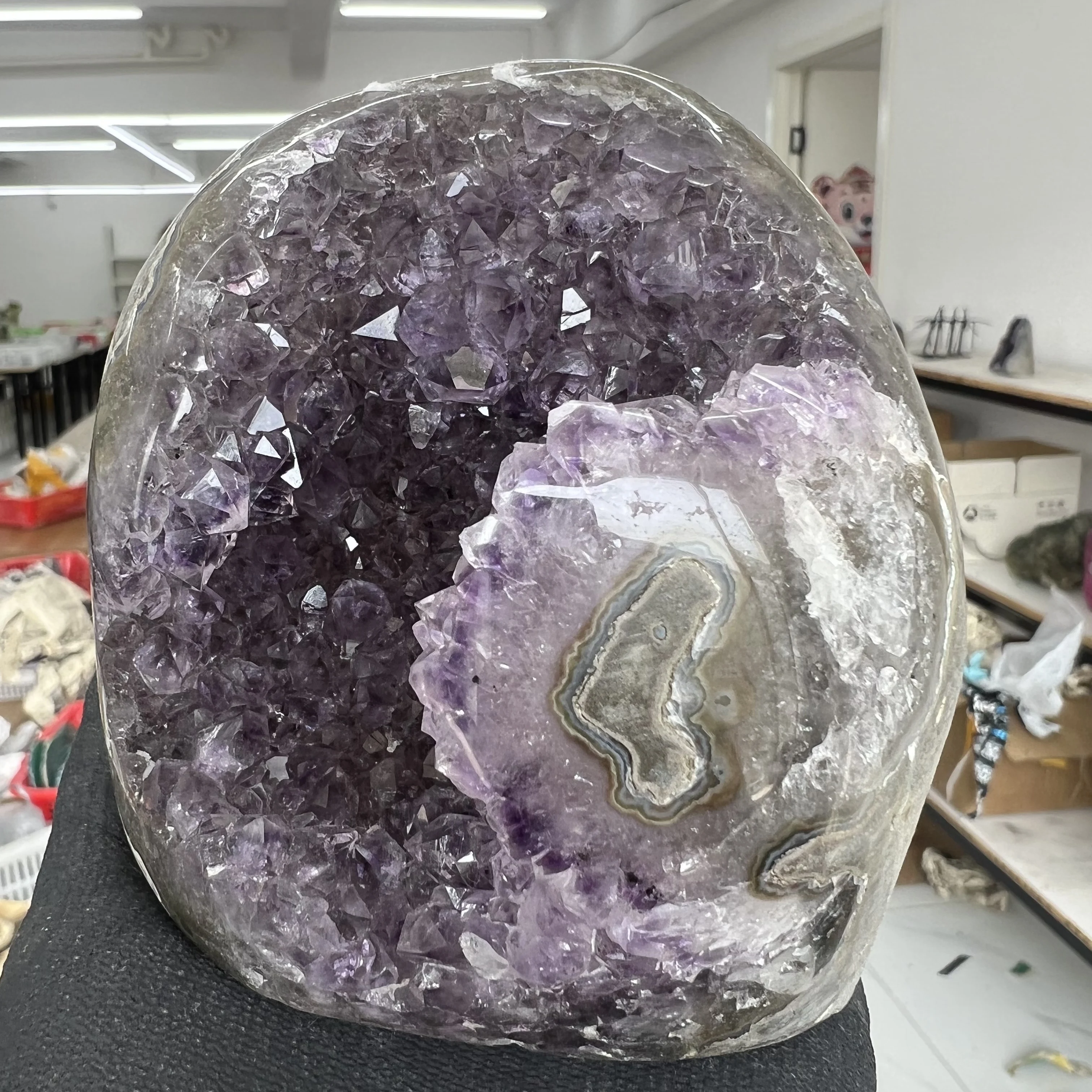 933g 9.5cm  Natural Uruguay Dream Amethyst Quartz Crystal Cluster stand