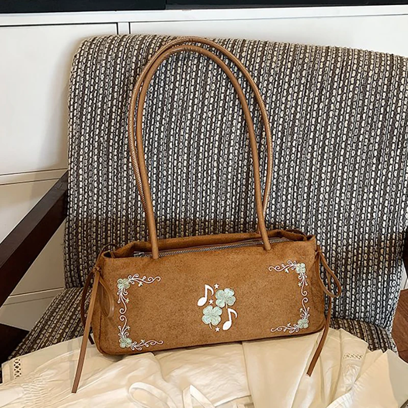 Ladies' Handbag 2026 Vintage Four Leaf Clover Note Embroidery Artistic Women'S Bag Fresh Handheld One Shoulder Crossbody Commute