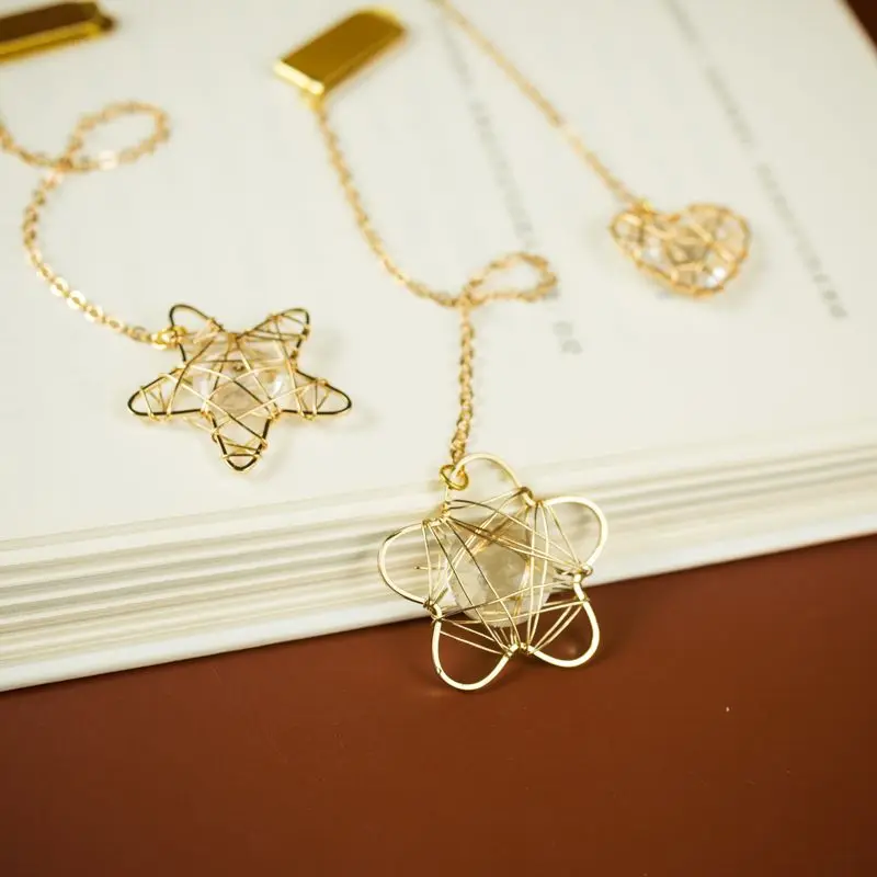 Luxury and Exquisite Bookmarks Korean Simple Bookmarks Hollowed-out Metal Tags Hollowed-out Student Gift Bookmarks Gift Box