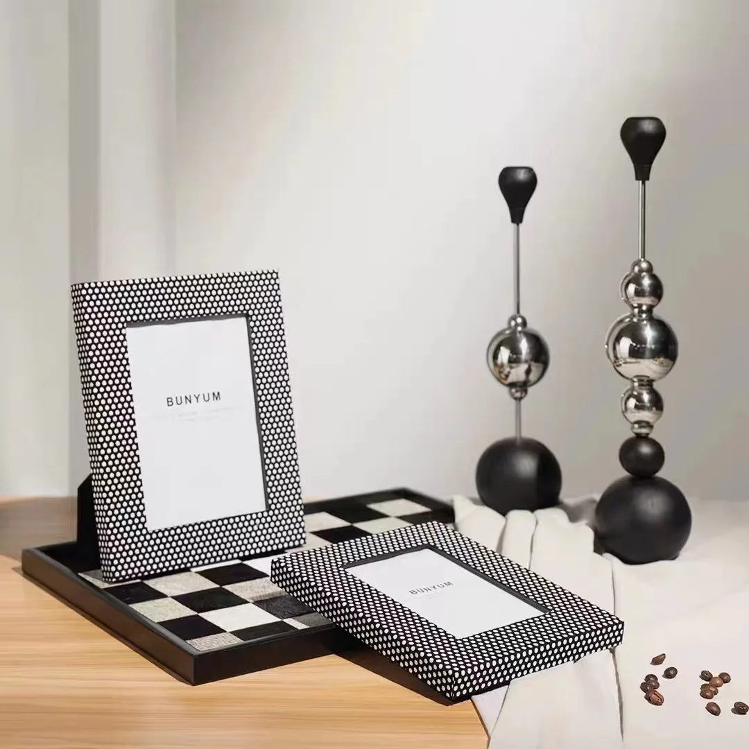 Modern Simple High Sense Fashion Creative Black And White Dot Leather Picture Frame Decoration  Birthday Party Gift