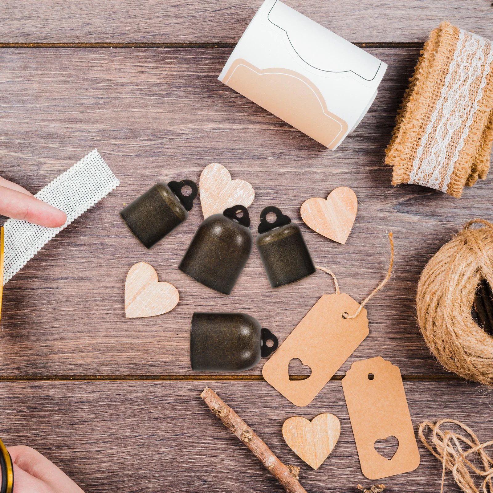 20pcs Metal Hanging Bells Iron Vintage Decorative Cowbells For Outdoor Garden Porch Rustic Farmhouse Festival Wind Chime