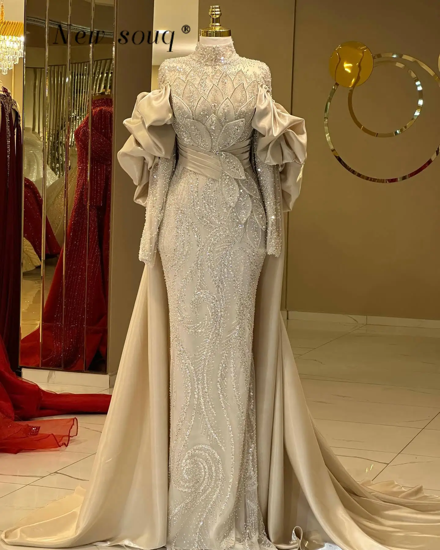 

Middle East Champagne Beaded High Neck Muslim Evening Dresses with Cape Sleeve Customized Arabic Formal Gowns Elegant for Women