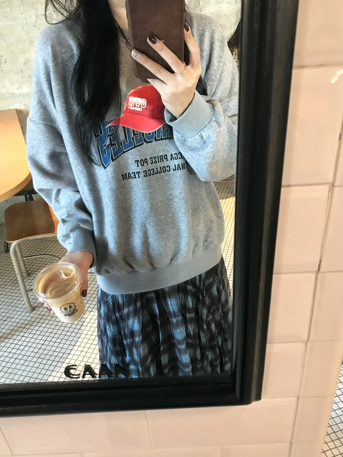 

Повседневный свободный женский свитшот с круглым вырезом, осенний, в американском уличном стиле, с буквенным принтом, удобный, универсальный, в стиле lazy style