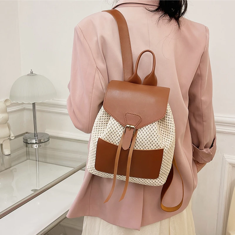 Vintage Straw Backpack Women\'s Fashion Shoulder Bag Versatile Straw Woven PU Leather Elegant Luxury Designer Backpack Mochilas