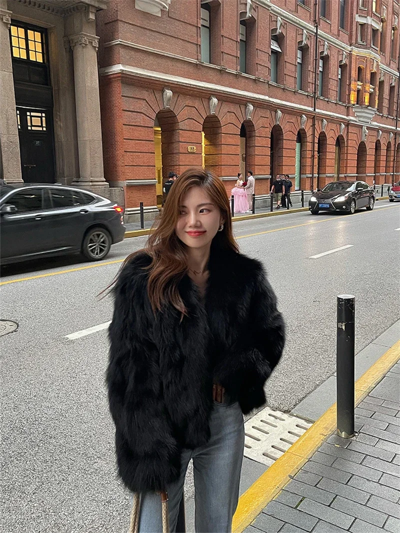 Faux Fur Coat for Fashion Young Lady Short Cut Long Sleeves Winter Women Faux Fur Coats New Arrivals