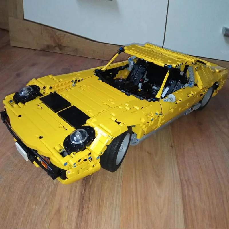 New MOC-24194 1:8 Escala Miura Super Sports Car Model Buiding Kit Criadores Block Bricks DIY Brinquedos Para Crianças Presentes de Aniversário Meninos Set