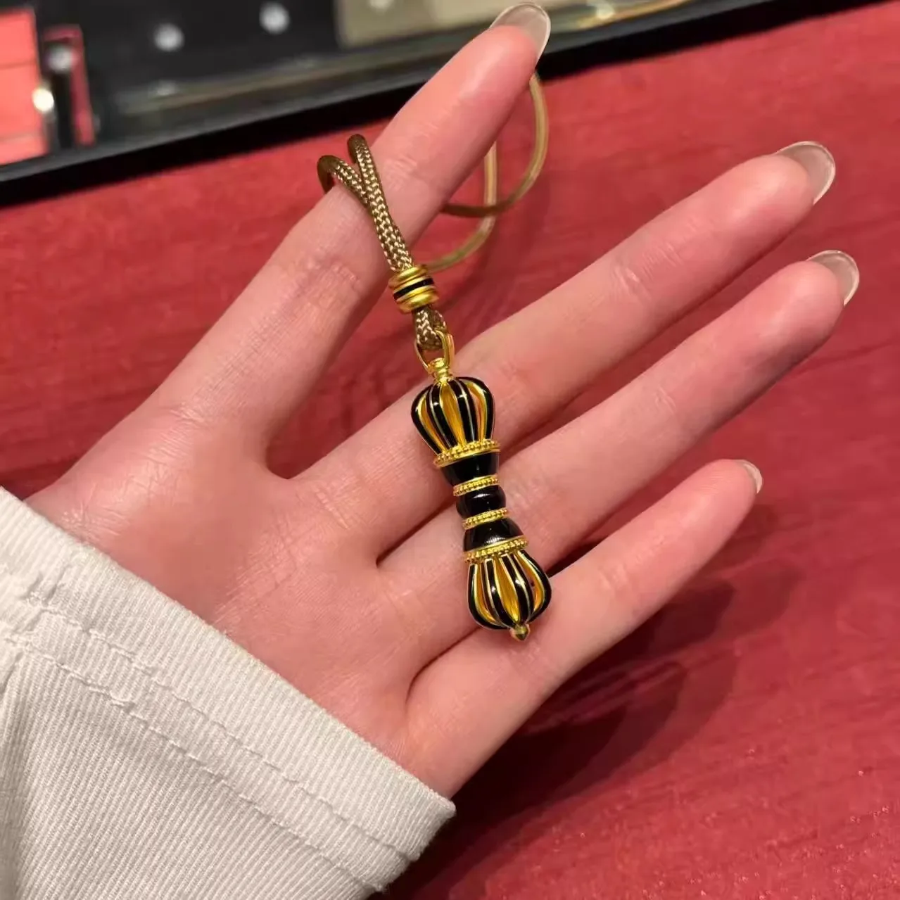 Luxury 9999 24K Solid gold certifid exquisite vajra pendant necklace sweater rope chain retro high-end necklace