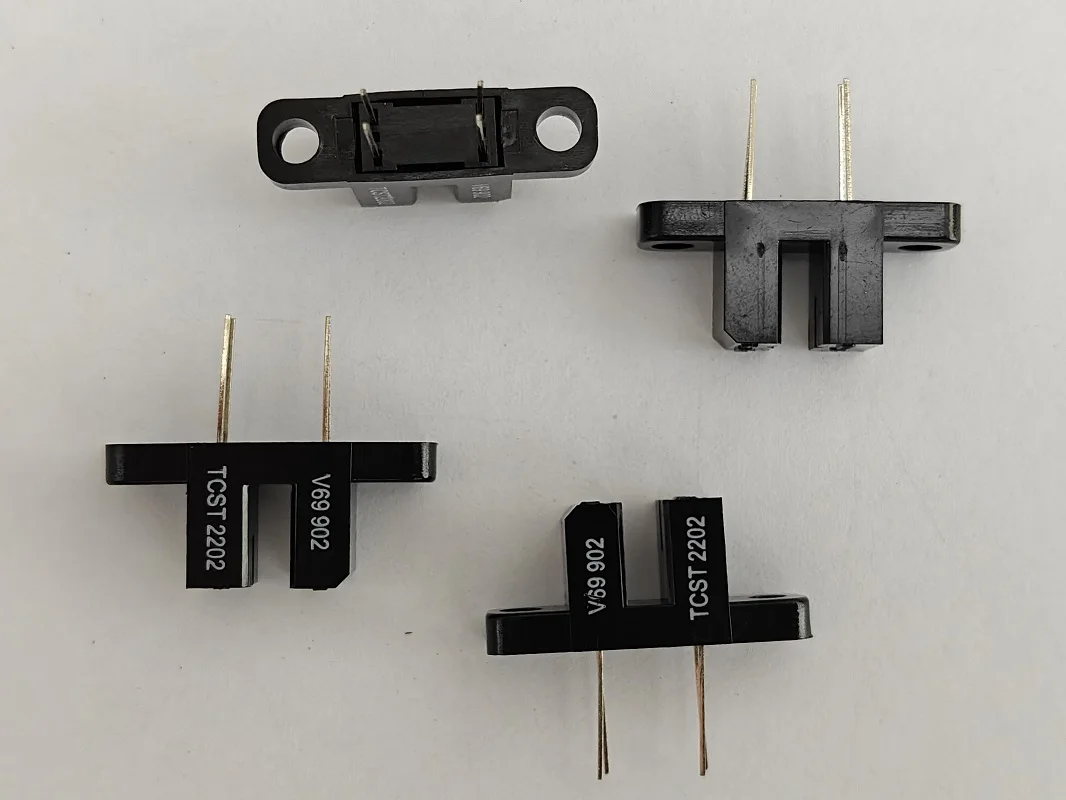 TCST2202 Transducers Optical Sensors Photointerrupters - Slot Type - Transistor Output  0.122" (3.1mm) Phototransistor PCB Mount