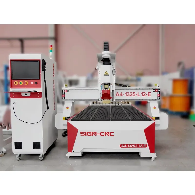 Industrial CNC Wood Machining Center 1500x3000mm 9kW ATC Spindle Syntec Controller Vacuum Table with 12 Tool Magazine