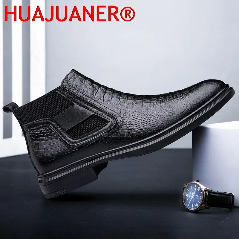 2026 New Fashion All-Match Genuine Leather Elegantes Loafers Male Breathable Footwear Casual Business Soft Motocross Boots