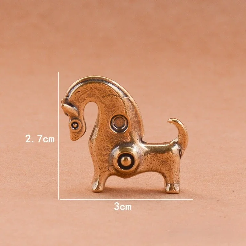 Brass Carving Small Horse Figures Desk Accessories Archaizing Copper Art Crafts Cute Zodiac Horse Figurine For Home Decor Gifts