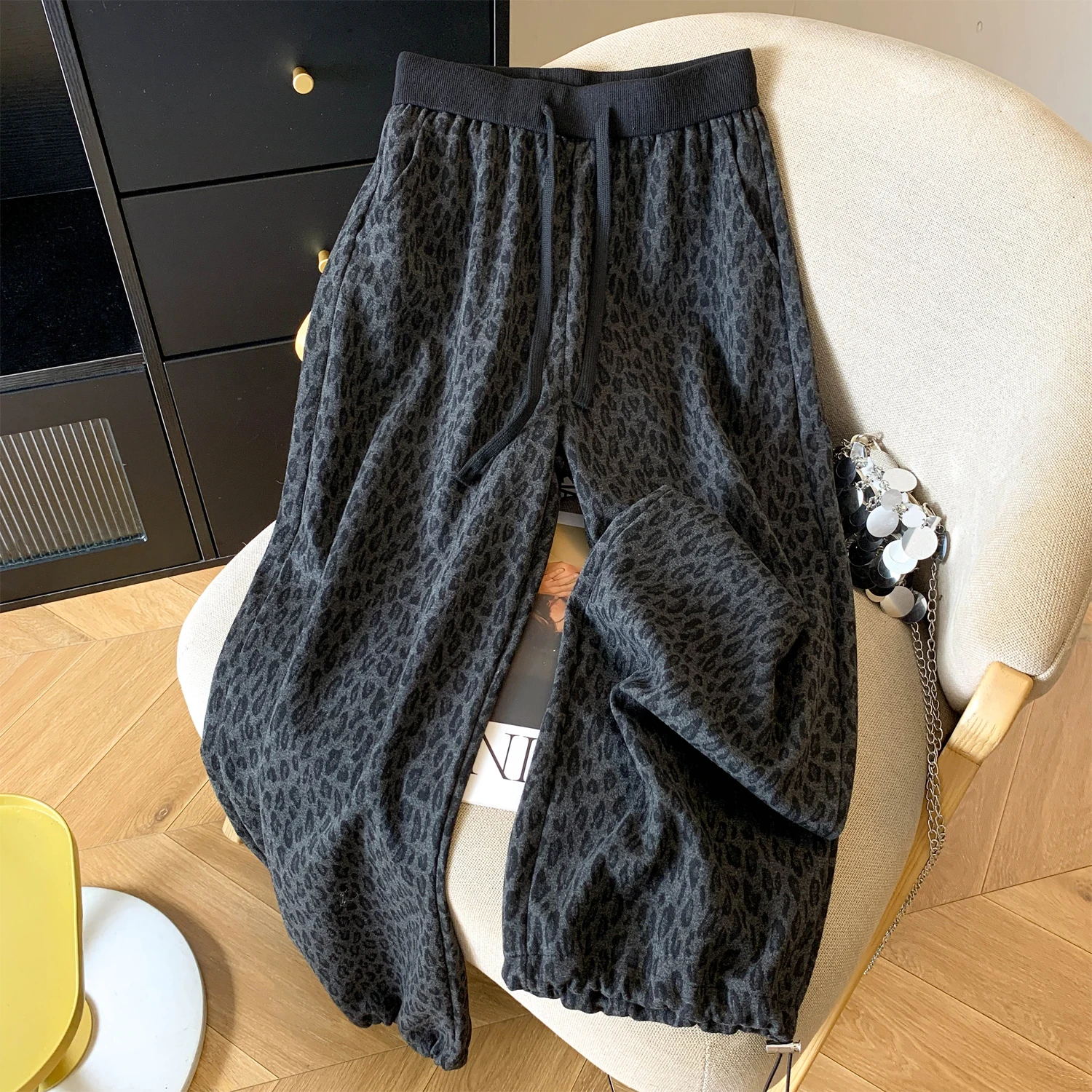 Ladies' Wide Leg Pants Leopard Print Cashmere Simulation Straight Cut Drapey Casual Harlan Pants High Waist Elastic Waistband