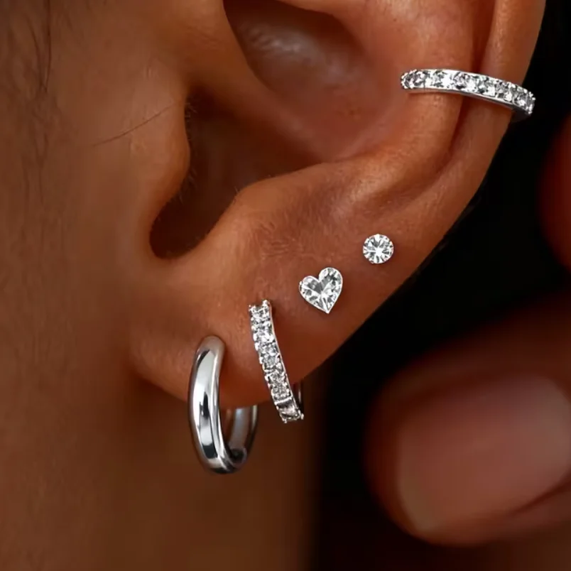 5PCS Heart Stud Earrings Stacks Set For Women Tragus Piercing Huggie Hoops Cartilage Helix Jewelry Fashion Earring Daily Wear