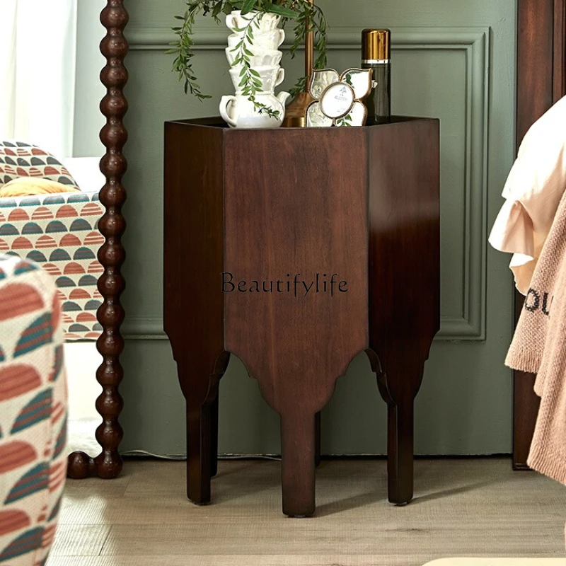 

American retro bedroom solid wood bedside table small apartment bedroom living room corner